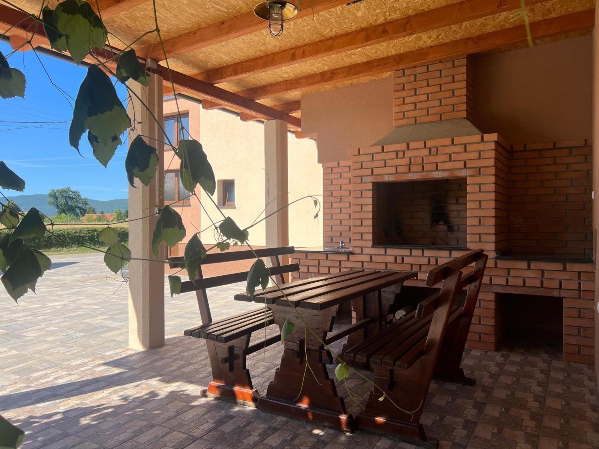 Zen Den Apartments Otočac Esterno foto