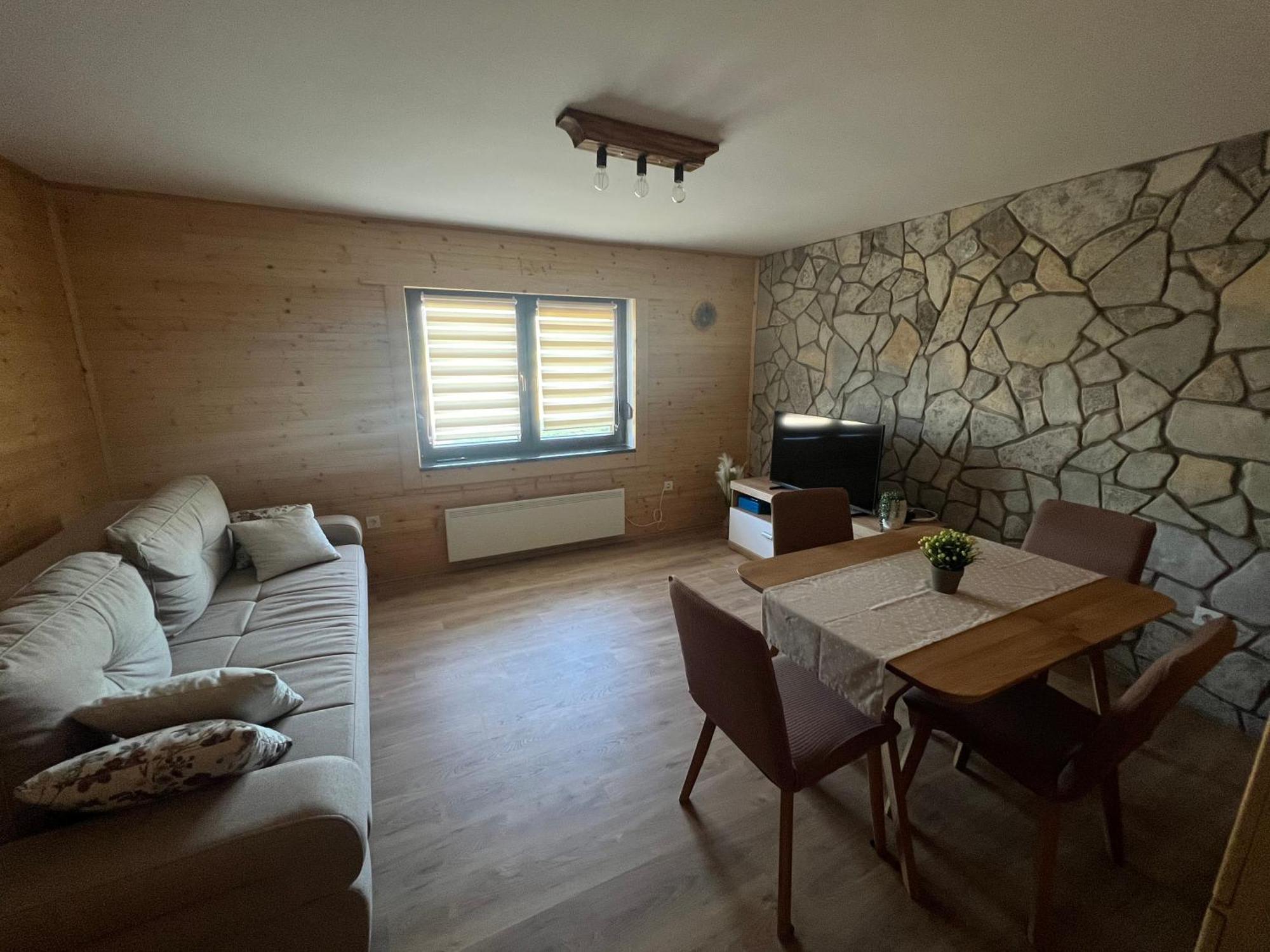 Zen Den Apartments Otočac Esterno foto